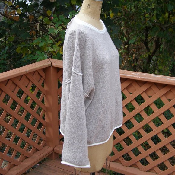 NWOT size L/XL Beige cozy pullover Sweater w/Fringe detail - Picture 5 of 11